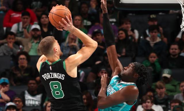 凯尔特人连胜在夏洛特终止 领先18分竟遭逆转