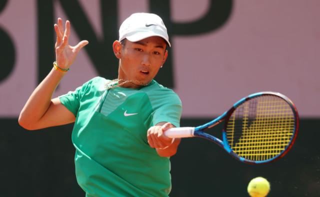 五盘憾负无缘法网首胜 商竣程红土表现仍超预期